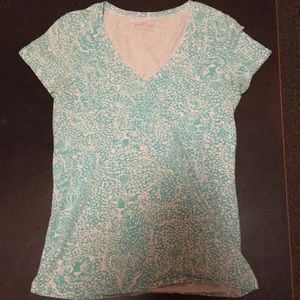 Lilly Pulitzer V neck shirt